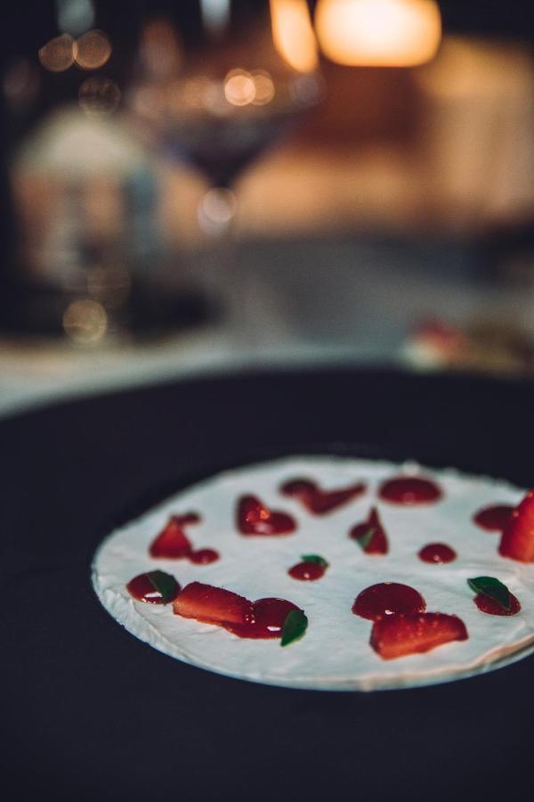 Mas Des Herbes Blanches Hotel & Spa - Relais & Chateaux ジュカ エクステリア 写真